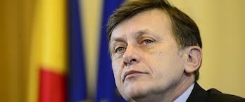 Crin Antonescu cere demisia consilierului onorific al lui Victor Ponta