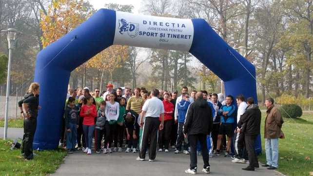 Cros studenţesc în Parcul Romanescu din Craiova