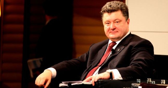 Preşedintele Ucrainei ia în considerare revocarea armistiţiului din estul ţării