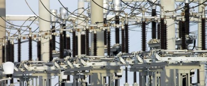 Factura la electricitate va scădea de marţi