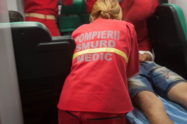 Au ajuns la spital după o bătaie colectivă