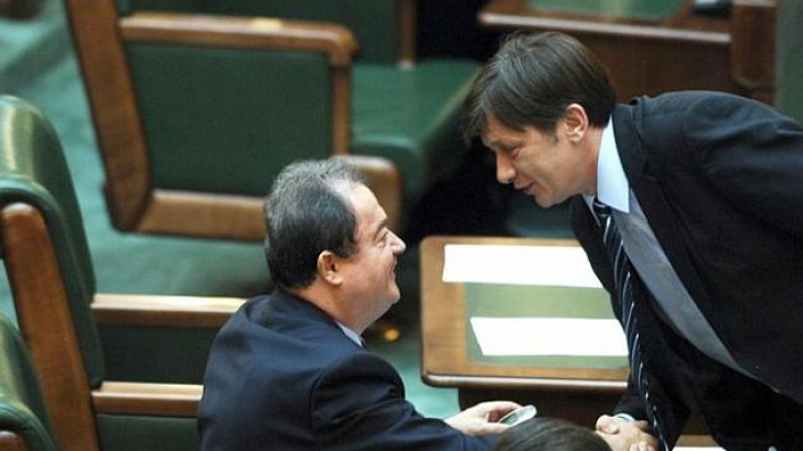 O nouă rundă de discuţii va avea loc astăzi, între PNL şi PDL