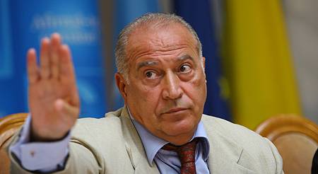 Dan Voiculescu sub control judiciar