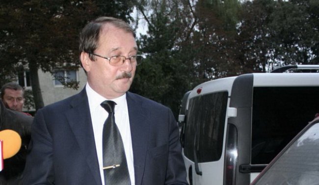 Mircea Băsescu rămâne în arest