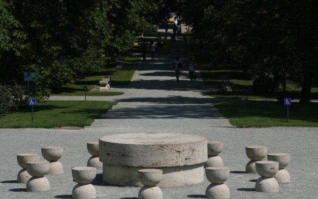 Exper?i Unesco a?tepta?i la Tg. Jiu