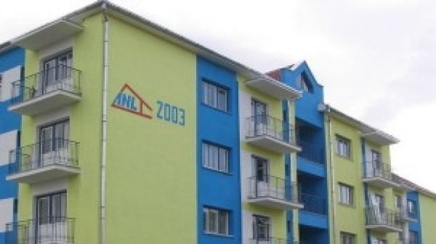 Bani pentru locuin?e sociale în Rm.Vâlcea