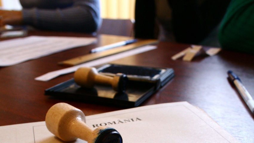 Audio: Pe 3 octombrie, începe campania electorală la postul public de radio