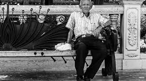 Pensionarii din Marea Britanie, unii dintre cei mai năpăstuiţi din UE