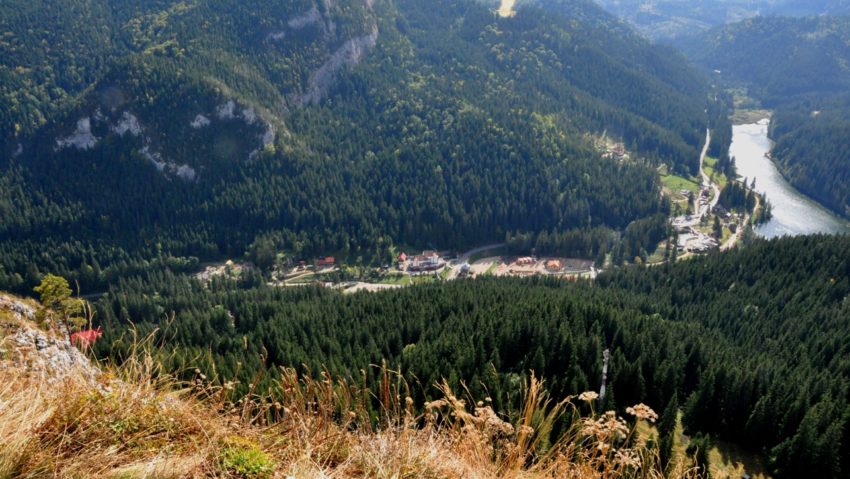 Destina?ia zilei: Parcul Na?ional Cheile Bicazului-Hă?ma? – minuni săpate în stânci spectaculoase