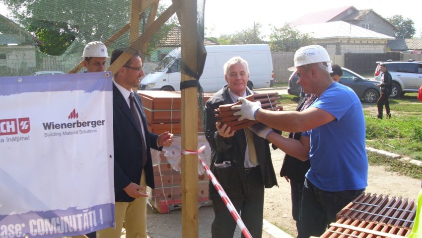 Audio:Habitat for Humanity România sărbătore?te ?Ziua Mondială a Locuirii?