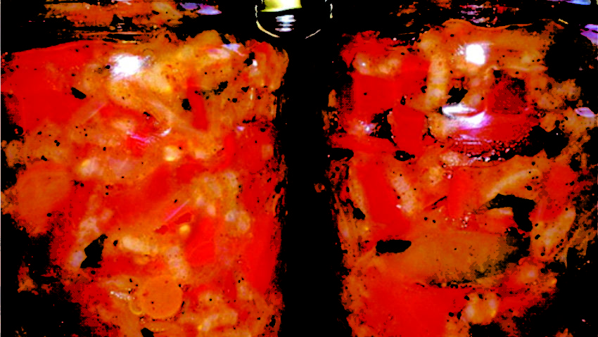 Conservă de Legume cu Orez Pregătită la Cuptor