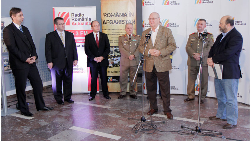 Invitaţi de excepţie au onorat corespondenţii de război Radio România
