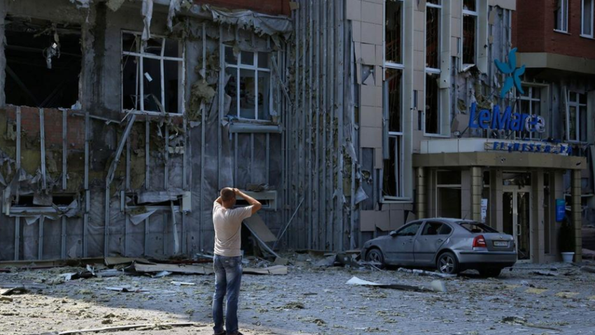 Se inchid scolile si spitalele in estul Ucrainei