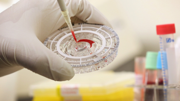 Medic din SUA – a doua victima Ebola