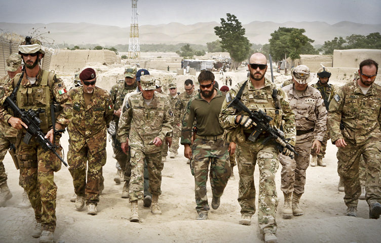 450 noi militari romani in Afganistan