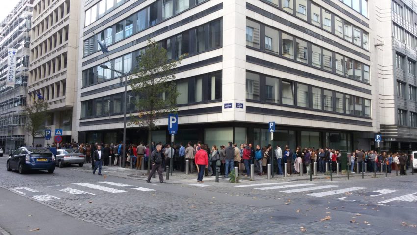 Simplificarea procesului de votare pentru cetăţenii români din străinătate