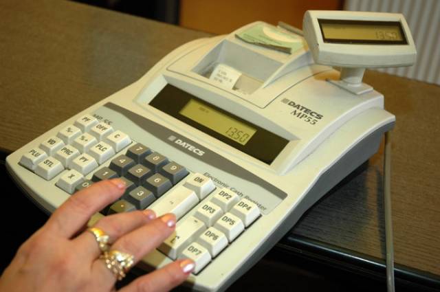 Opinii privind introducerea caselor de marcat electronice