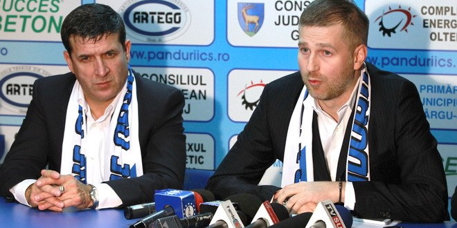 Retur de foc pentru Pandurii