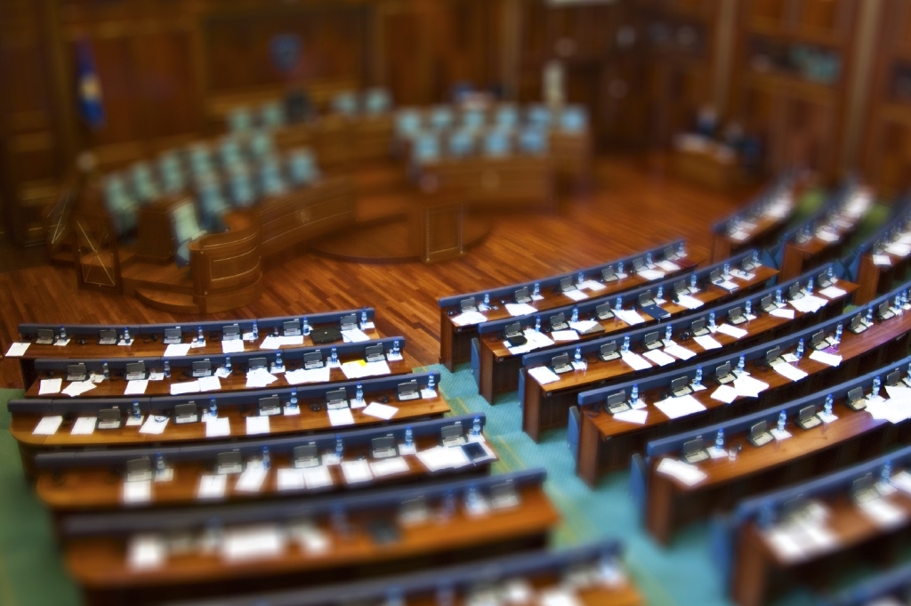 Interdictie adoptata de Parlamentul din Kosovo