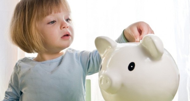 Au fost oprite instiintarile de plata a taxelor pentru alocatie, transmise copiilor