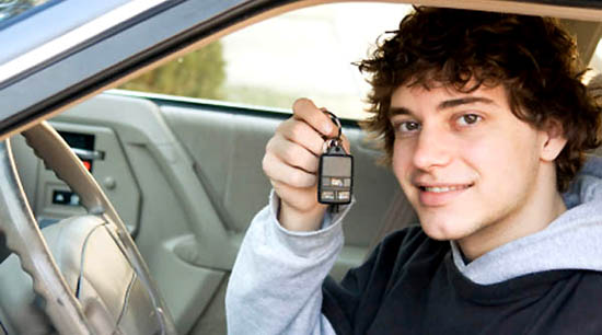 RCA-ul prea scump pentru tineri