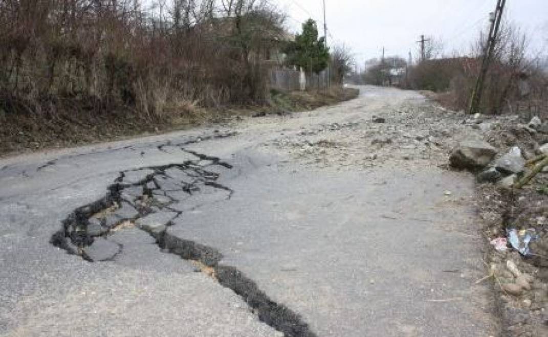 Grave alunecari de teren in Mehedinti