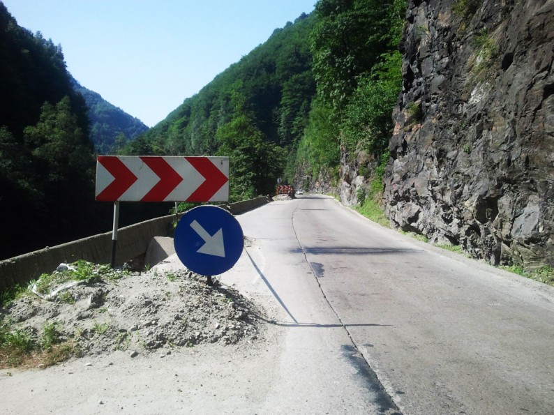 Se reiau lucrarile de modernizare de pe Defileul Jiului