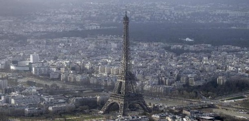 Drone deasupra Parisului