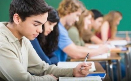 (Audio) Liceenii olteni, incurajati sa-si continue studiile