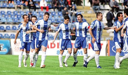 Pandurii si-au reluat antrenamentele