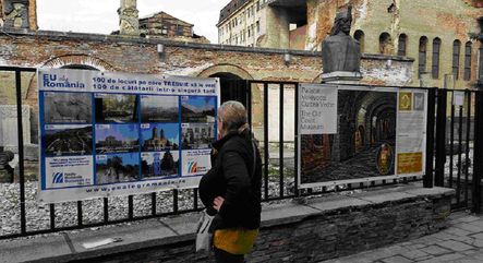 S-a redeschis expozitia de fotografii Destinatii turistice din Romania