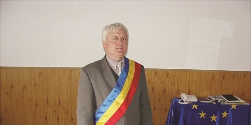 Au ramas fara primar