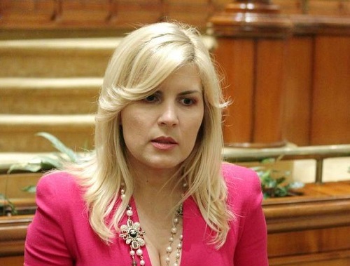 Udrea si-a studiat noul dosar