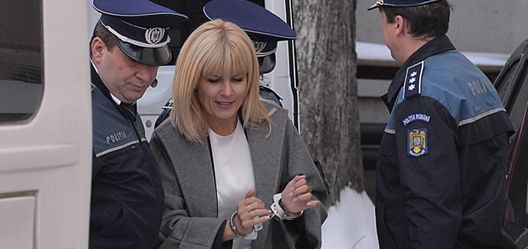 Elena Udrea ramane in arest