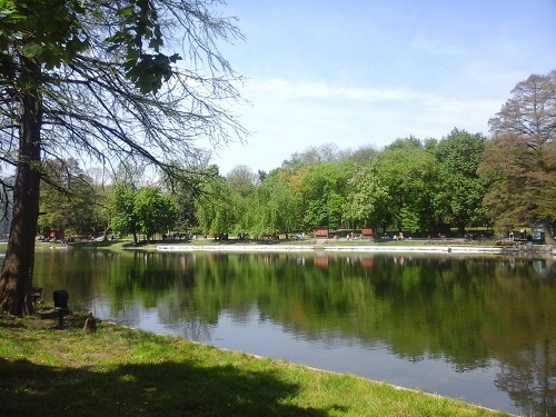 Azi despre ieri – 5 mai 2015