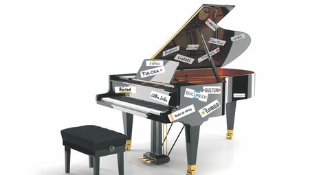 Turneul Pianul Călător ajunge la Piteşti, Buşteni şi Ploieşti