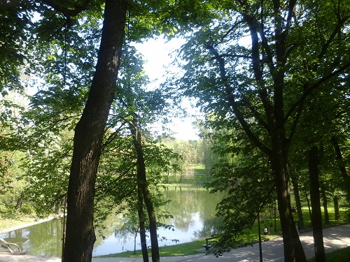 Azi despre ieri – 4 mai 2015