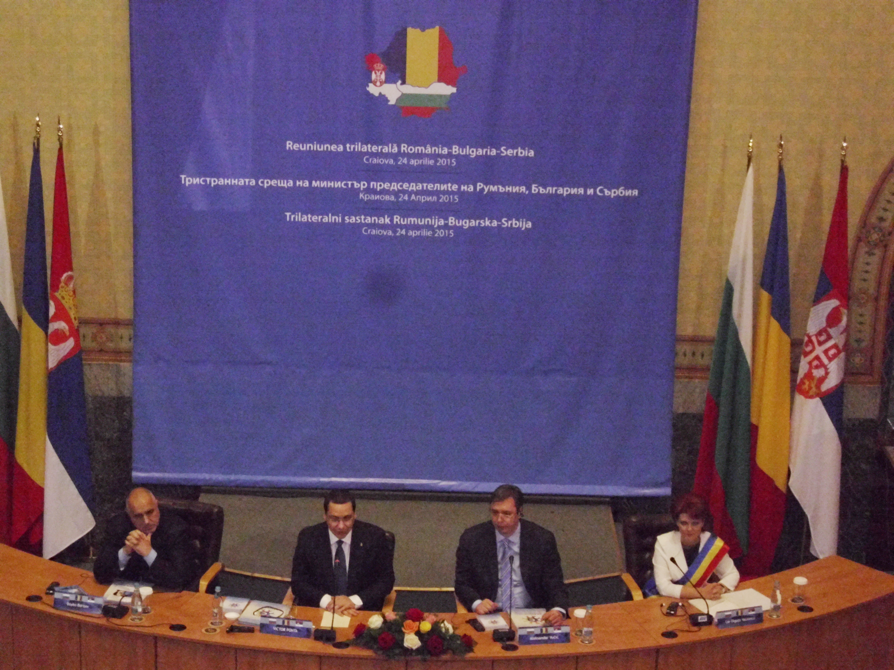 (UpDate – Audio) Trilaterală la Craiova