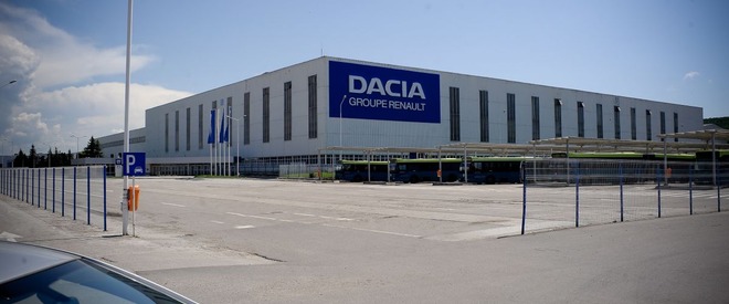 Dacian Cioloș va vizita „Dacia”