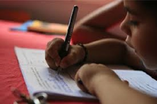 Împrumut contra abandonului școlar