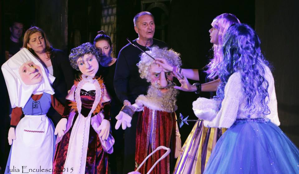 Premieră la Colibri