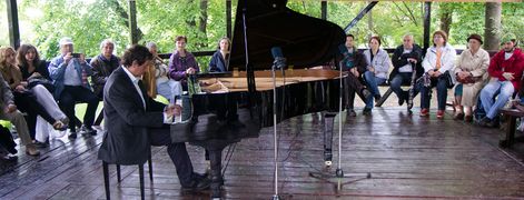 Pianul Calator iese in parcul Herastrau