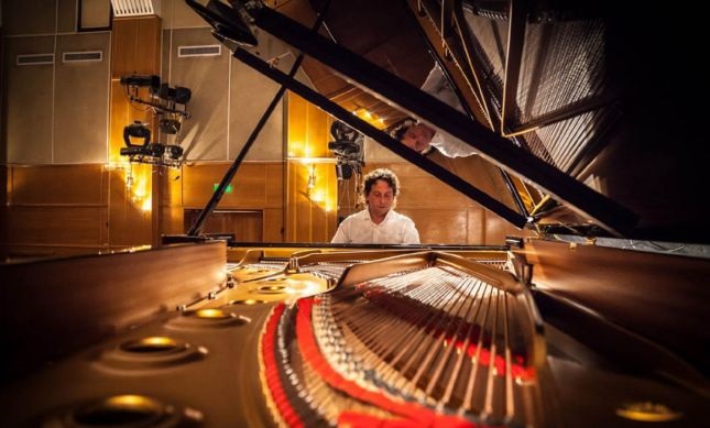 Pianul calator si-a incheiat excursia romantica