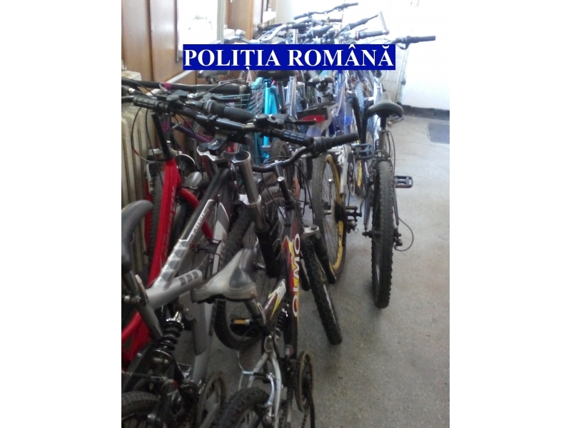 Cu 46 de biciclete la şosea!