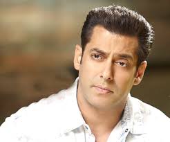 Actorul indian Salman Khan, găsit vinovat de omor din culpă