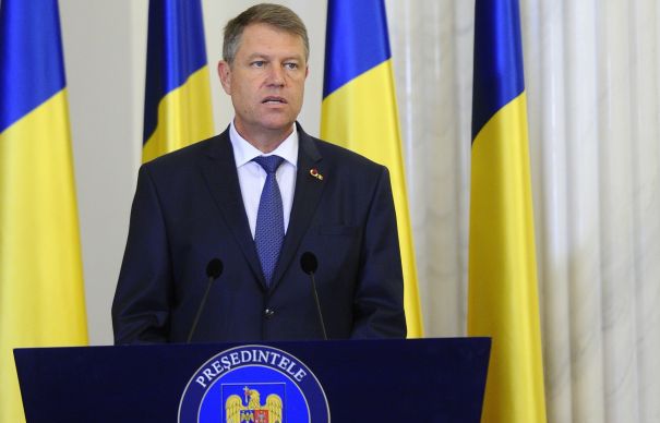 Iohannis cere aprobare pentru construcţii militare străine