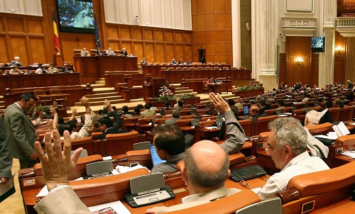 Aviz negativ privind pensiile parlamentarilor