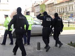 Perchezitii in sapte judete la firme ce ar fi vandut vin contrafacut