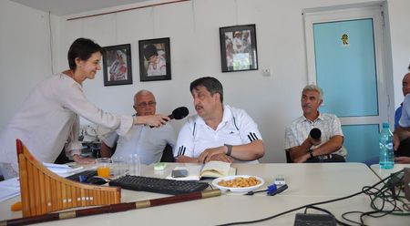 Intalniri la miezul zilei