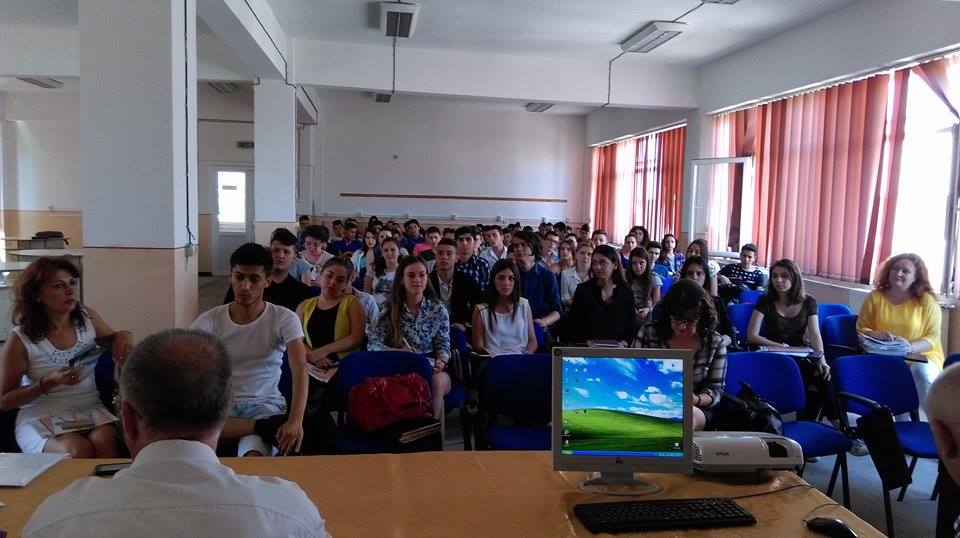 Firme de exercitiu in licee